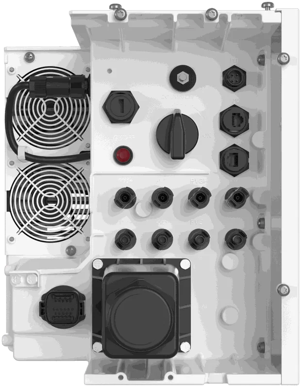 Anschlussraum des SigenStor Energy Controllers mit DC-Trennschalter, PV-Steckverbindern, AC-Verschraubung und Lüftern